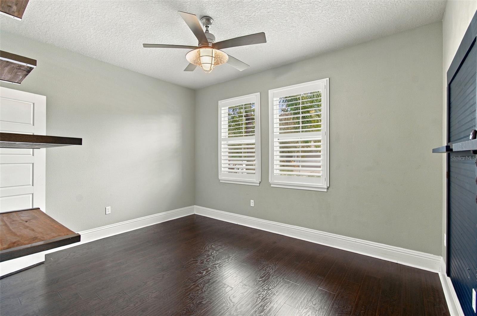 6805 PARK STRAND DR — photo 14