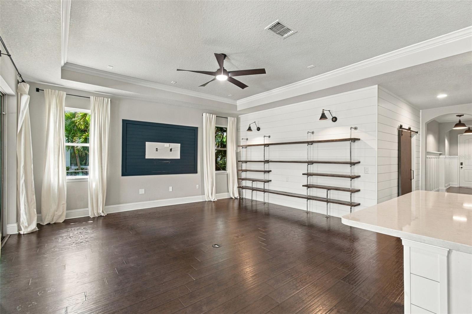 6805 PARK STRAND DR — photo 28