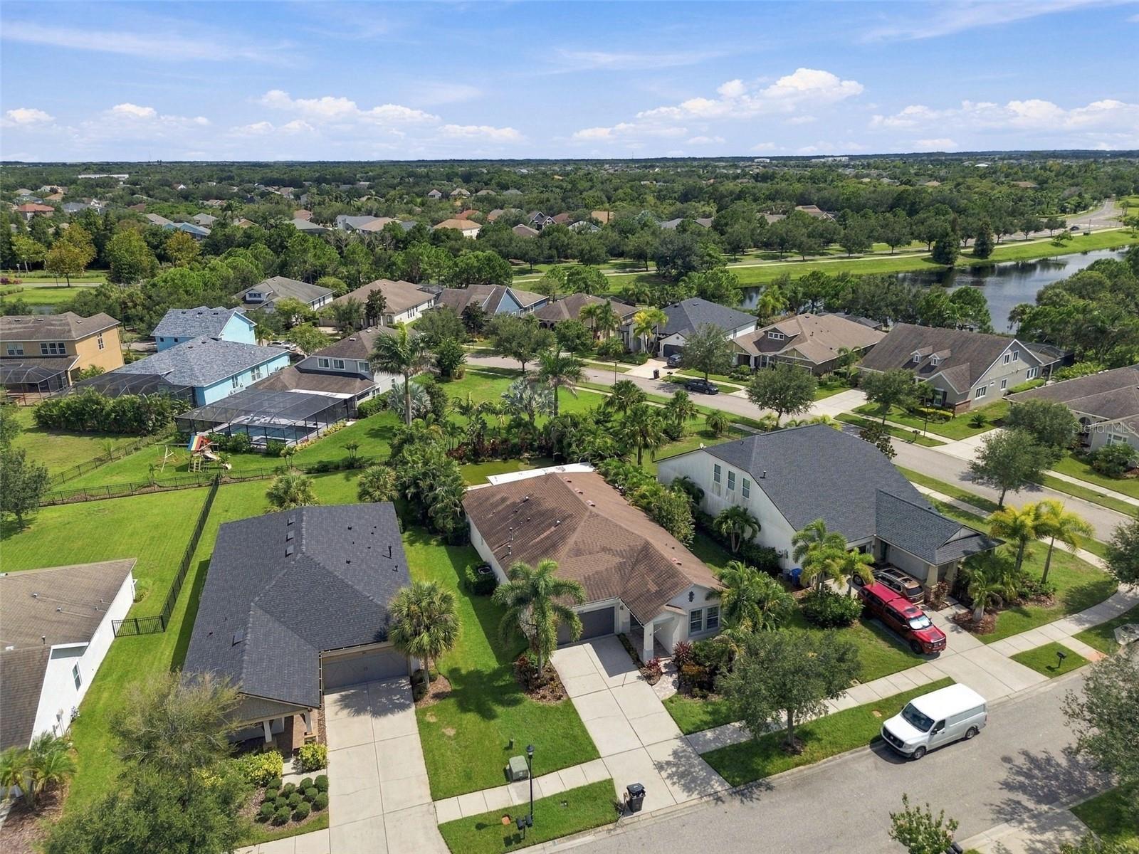 6805 PARK STRAND DR — photo 56
