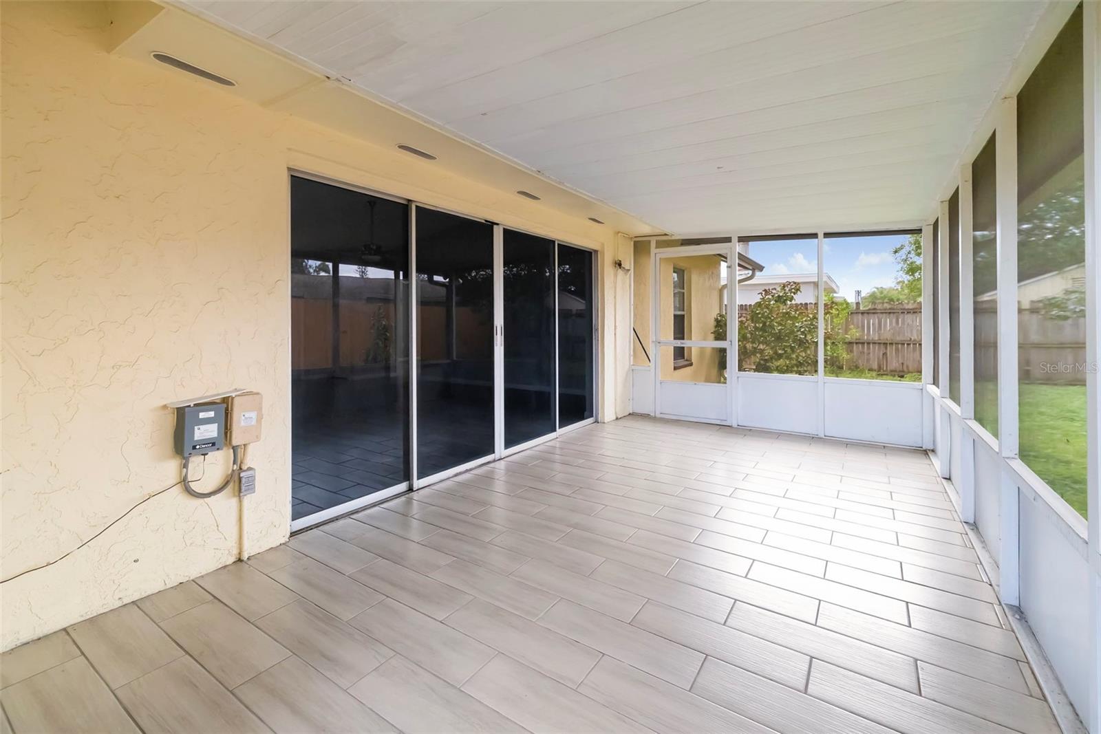3905 SANDPOINTE DR — photo 21