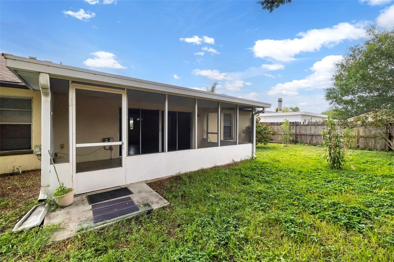 3905 SANDPOINTE DR — photo 36
