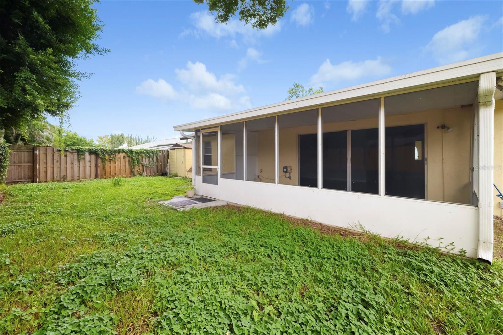 3905 SANDPOINTE DR — photo 37