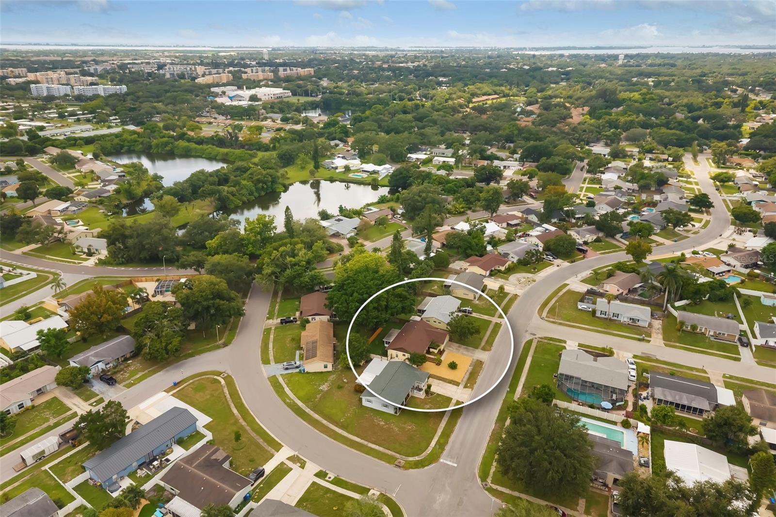 3905 SANDPOINTE DR — photo 45