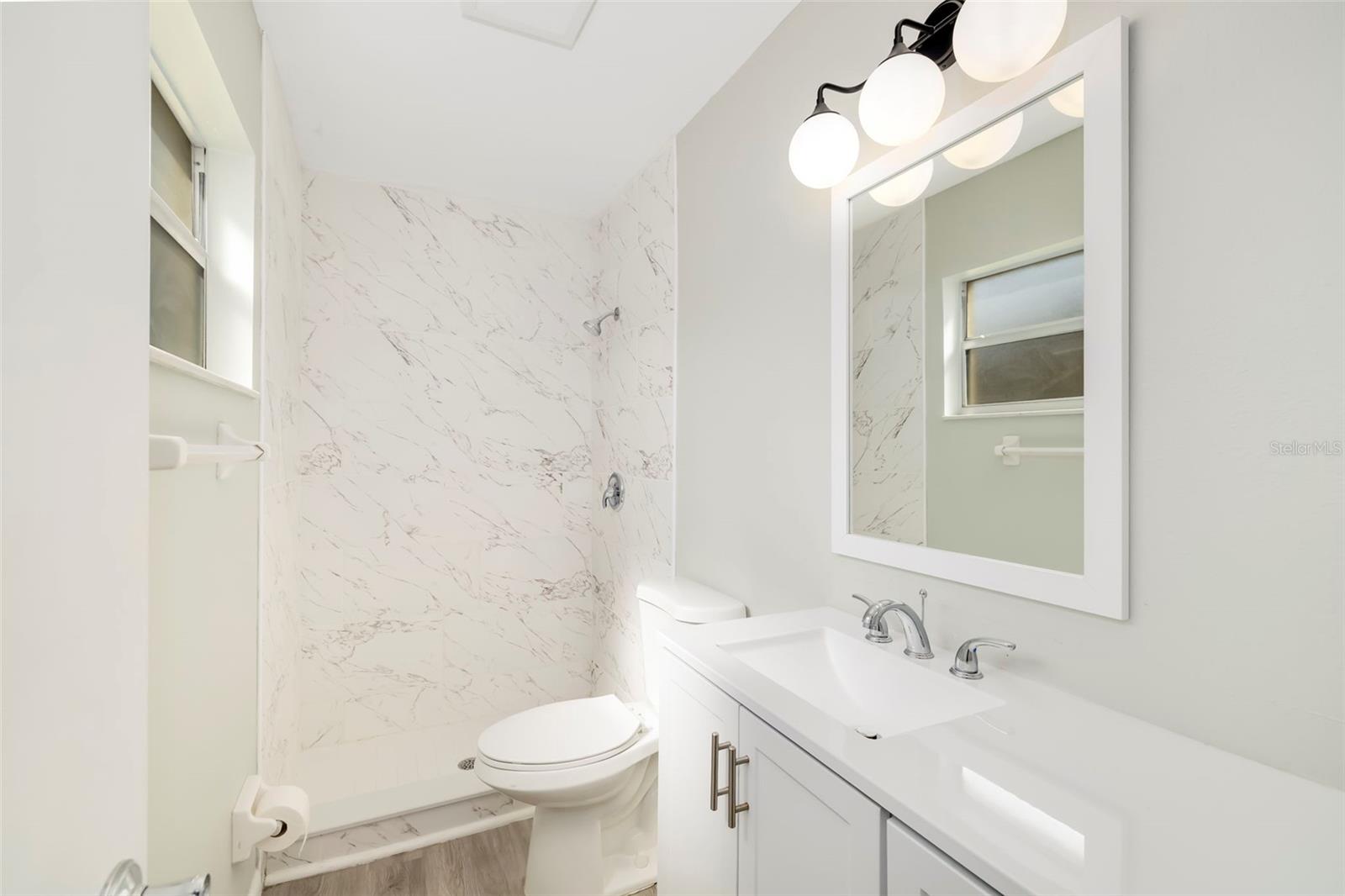 3905 SANDPOINTE DR — photo 25