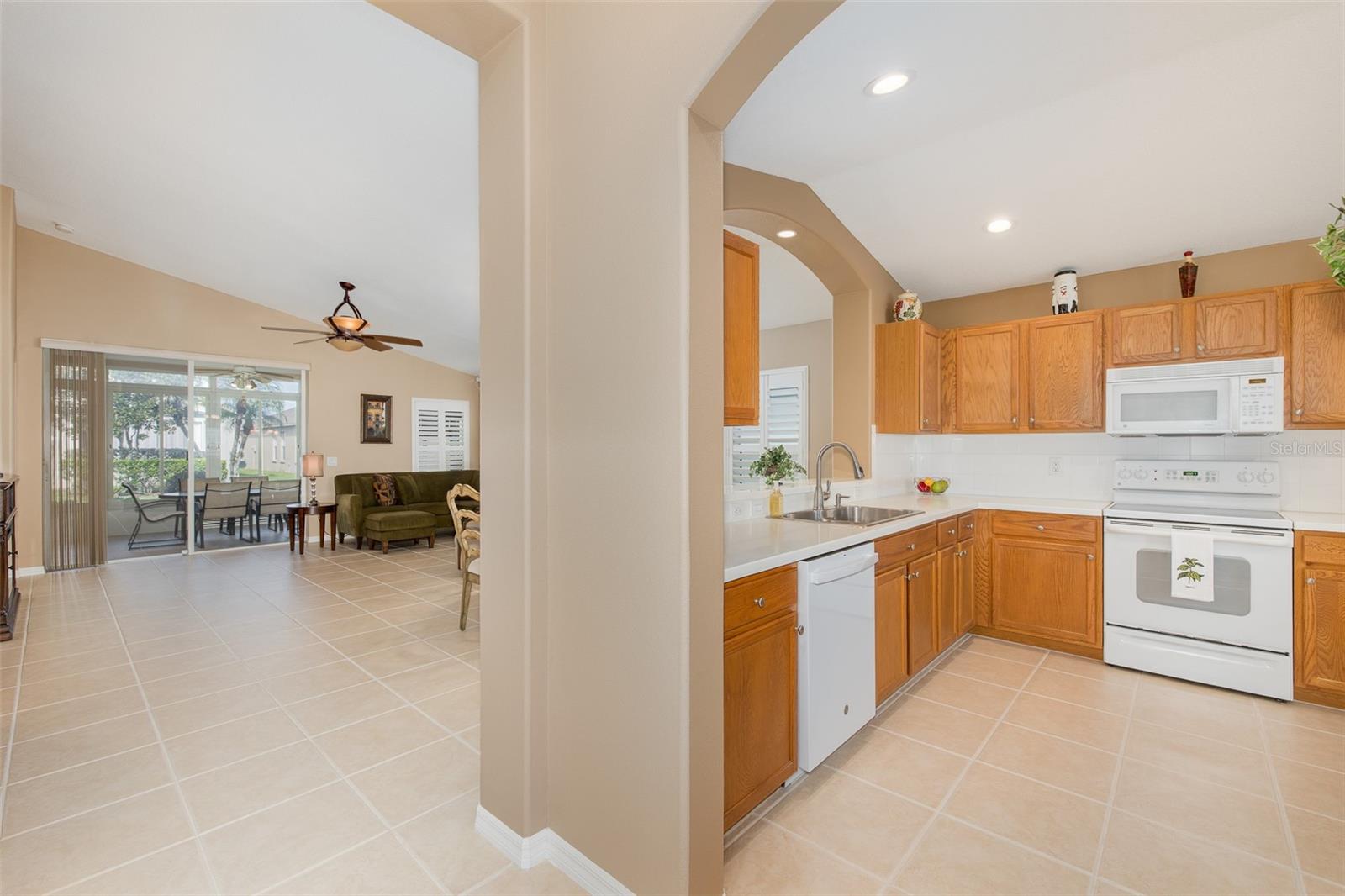 1856 ARBOR KNOLL LOOP — photo 15