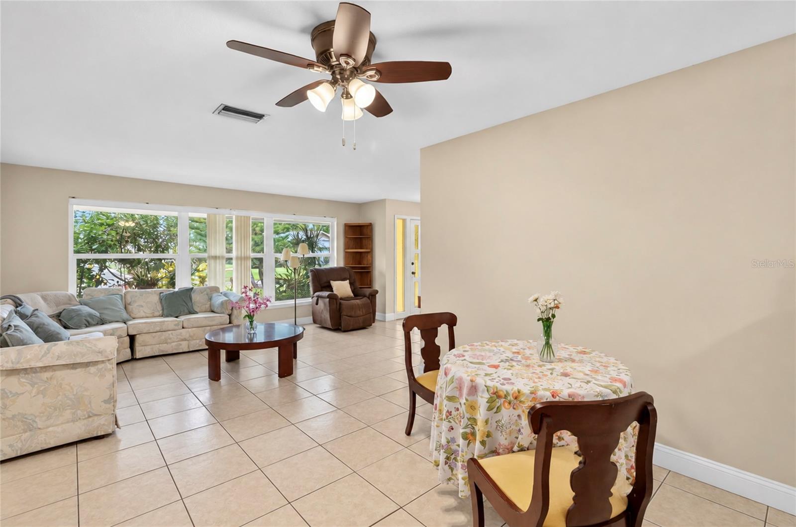 1158 OVERCASH DR — photo 12