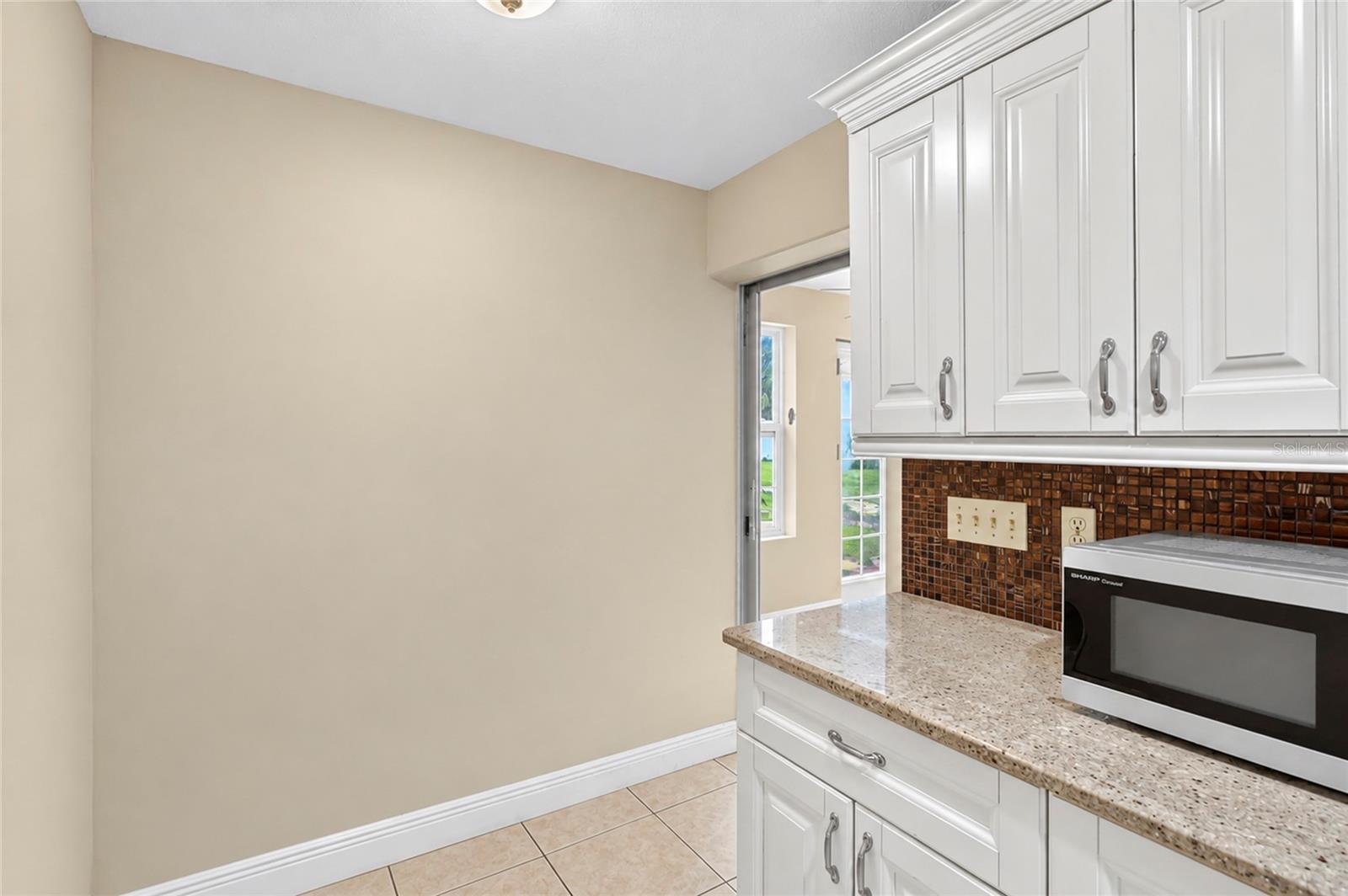 1158 OVERCASH DR — photo 27