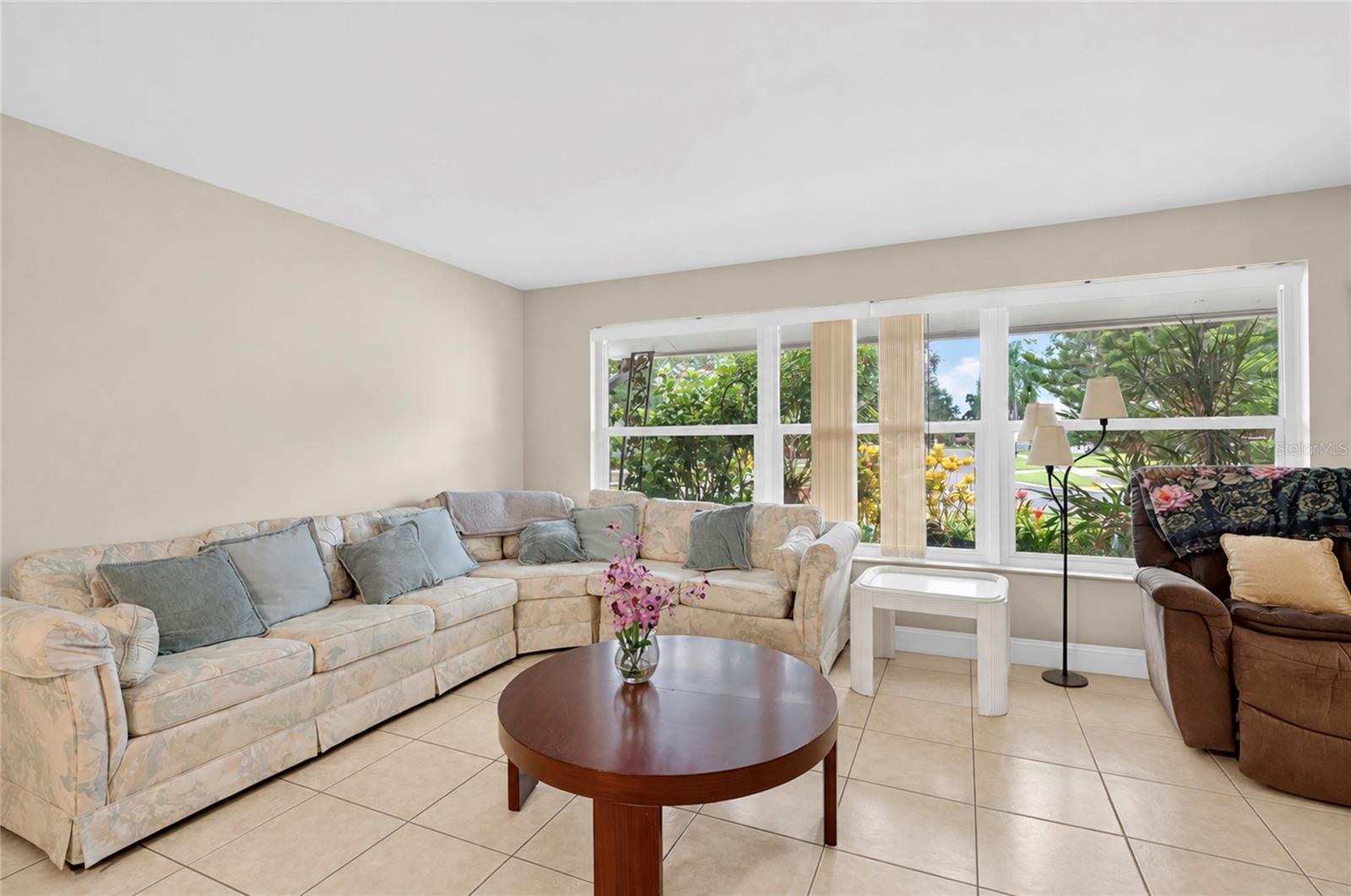 1158 OVERCASH DR — photo 8