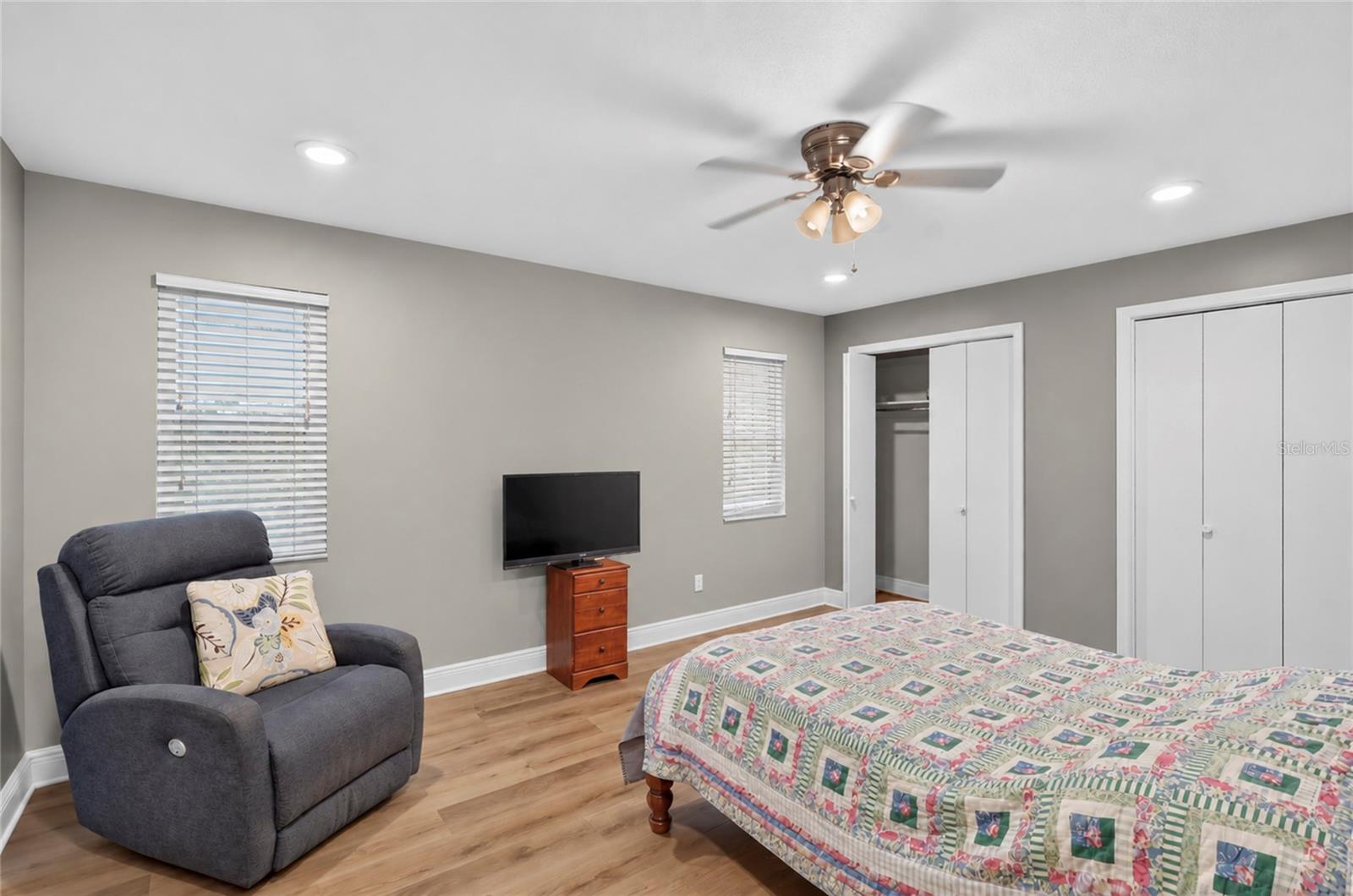 1158 OVERCASH DR — photo 44
