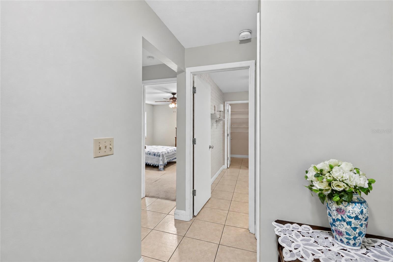 1158 OVERCASH DR — photo 31
