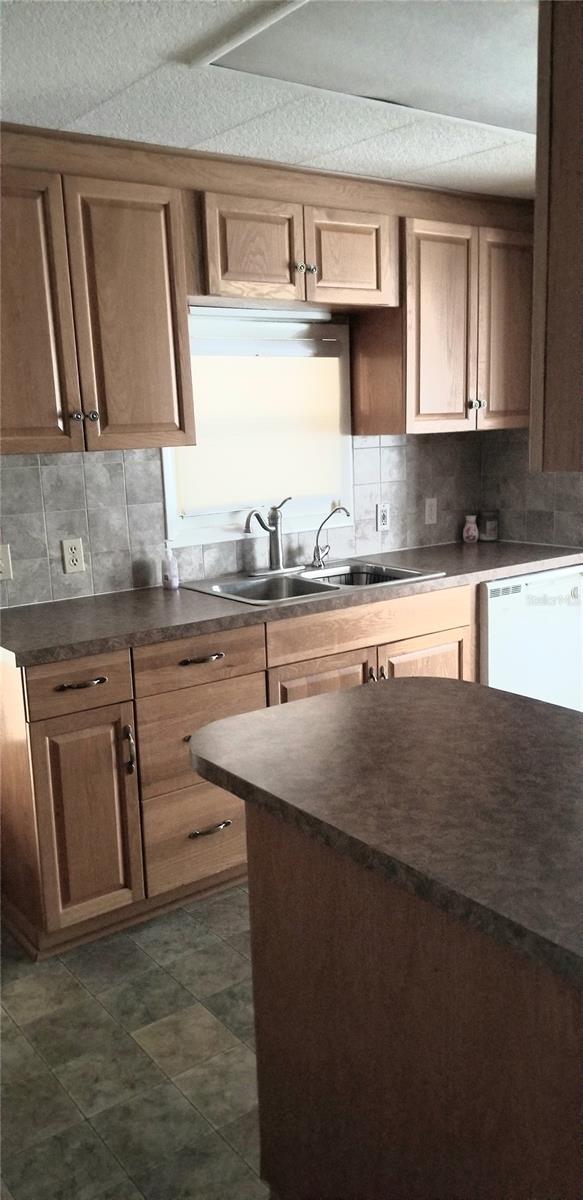 3302 KAUNA POINT DR — photo 22