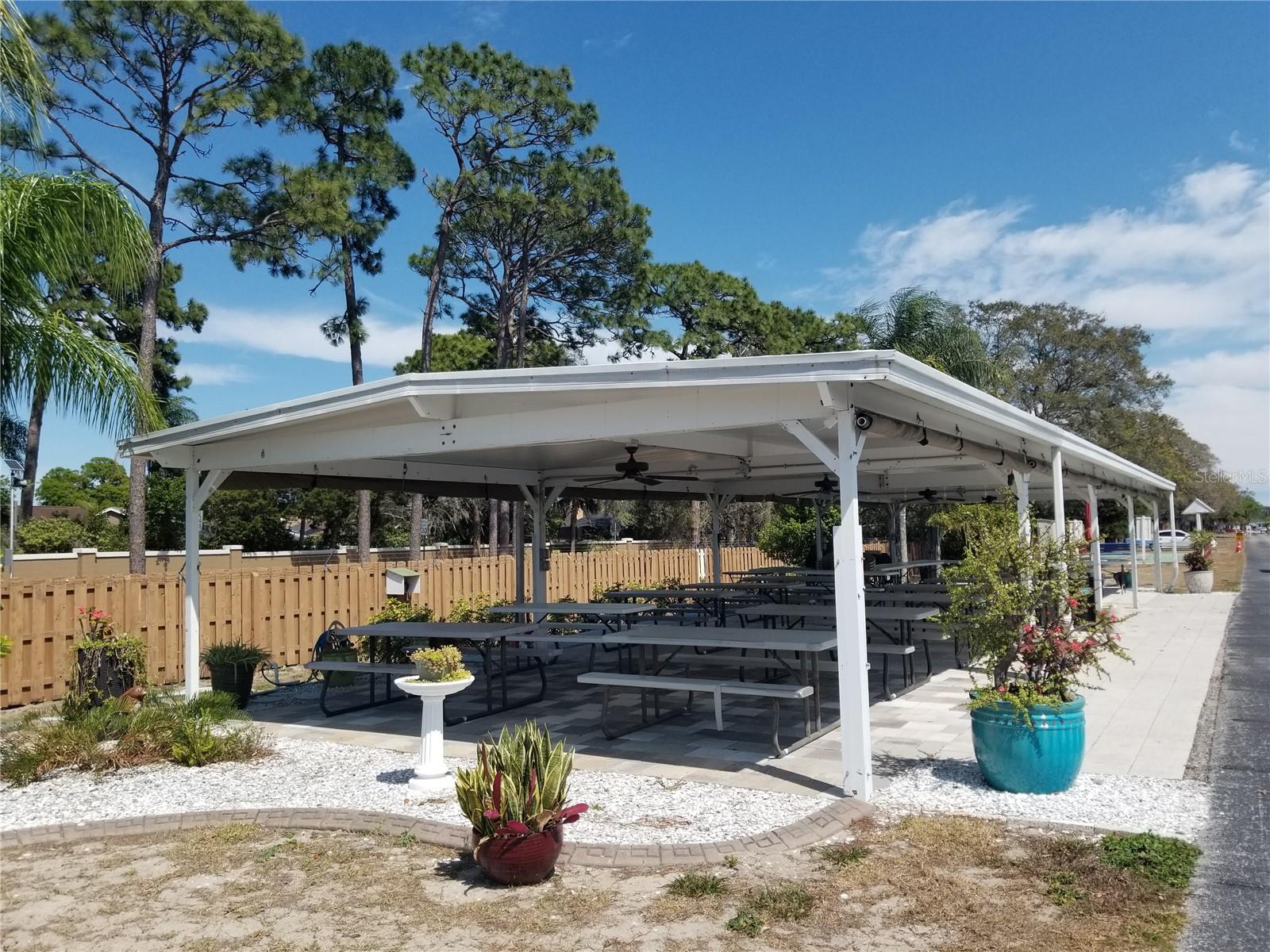3302 KAUNA POINT DR — photo 48