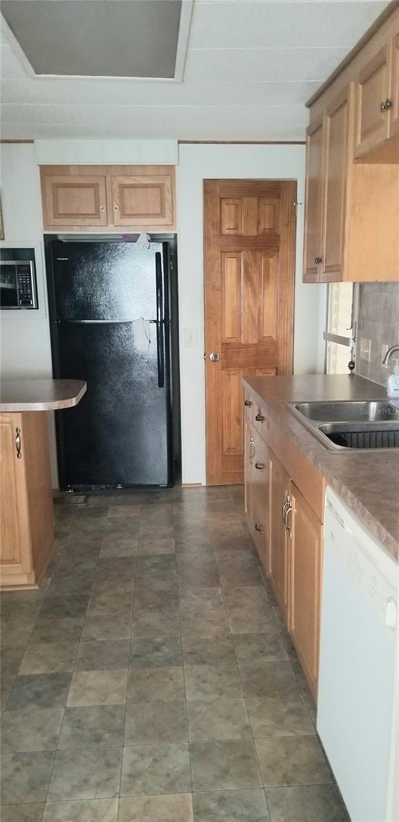 3302 KAUNA POINT DR — photo 26