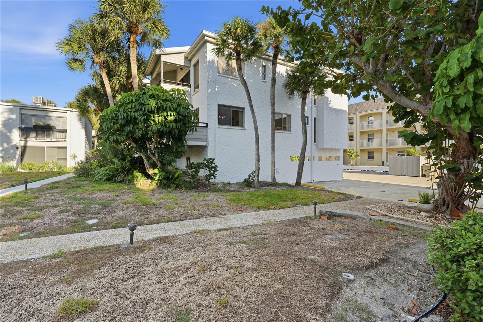 1555 TARPON CENTER DR #156 — photo 49