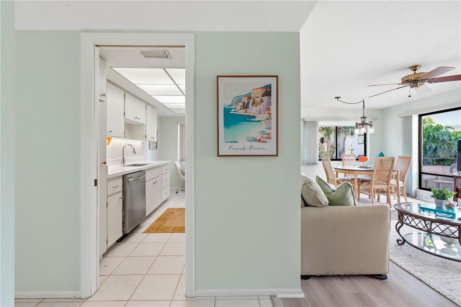 1555 TARPON CENTER DR #156 — photo 10