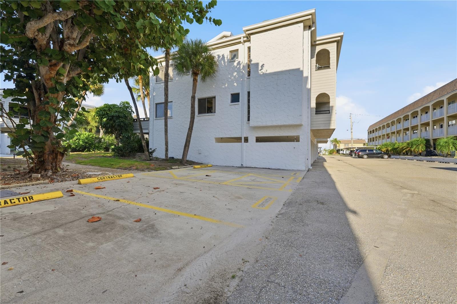 1555 TARPON CENTER DR #156 — photo 48
