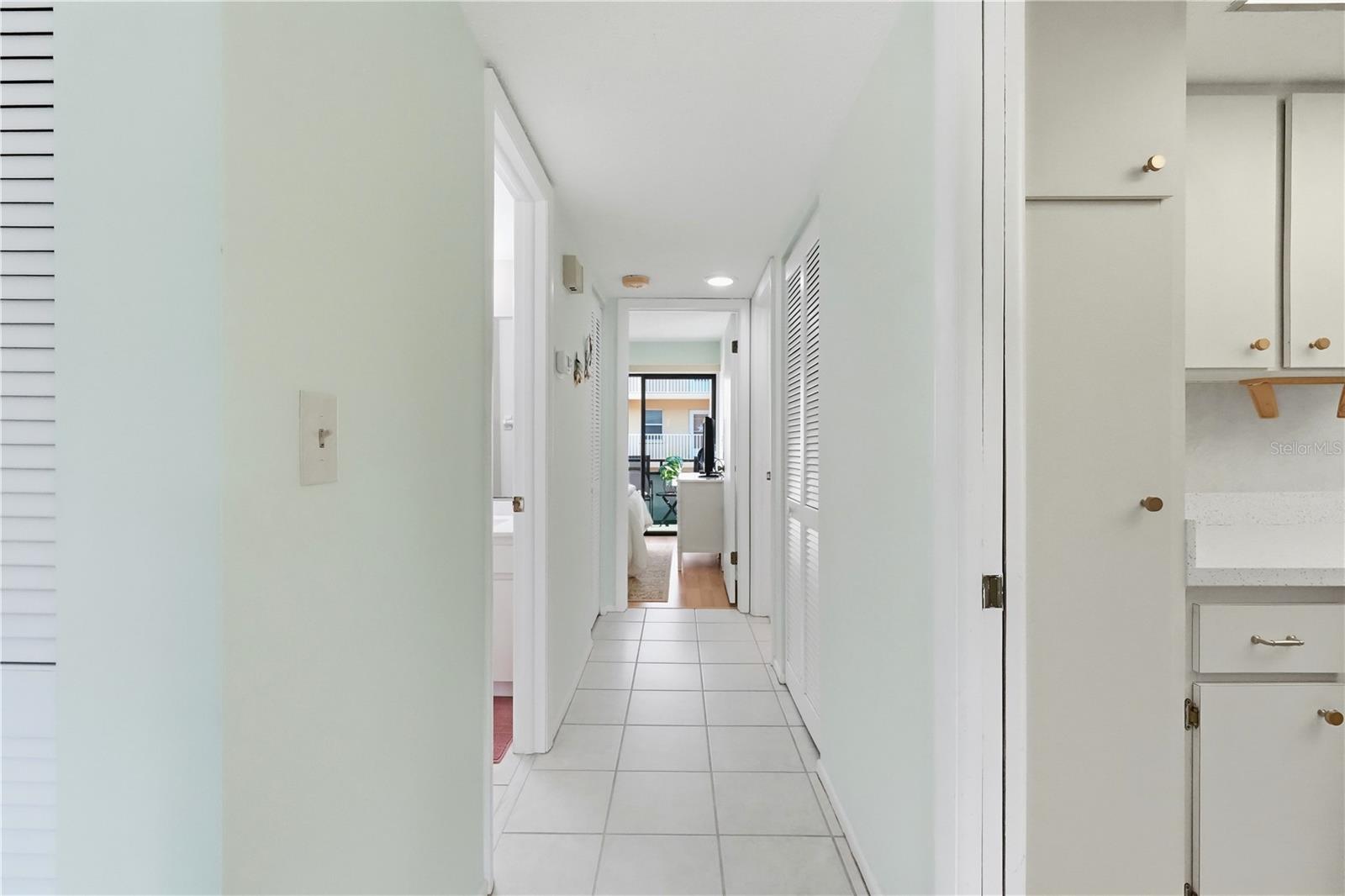 1555 TARPON CENTER DR #156 — photo 20