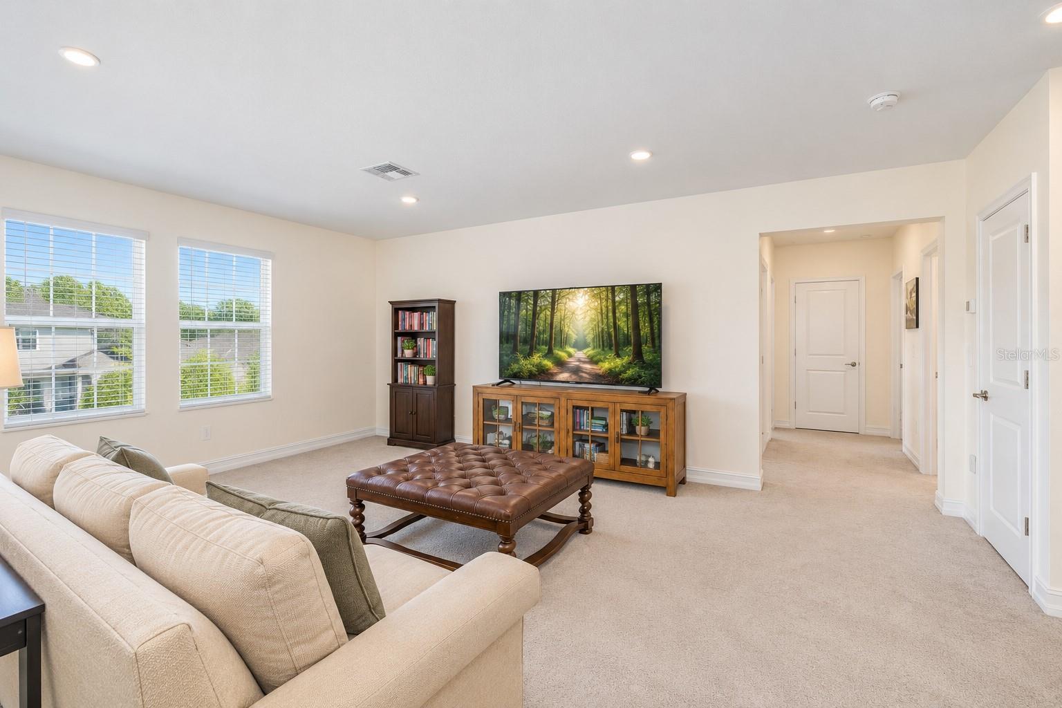 18342 SERENE LAKE LOOP — photo 47