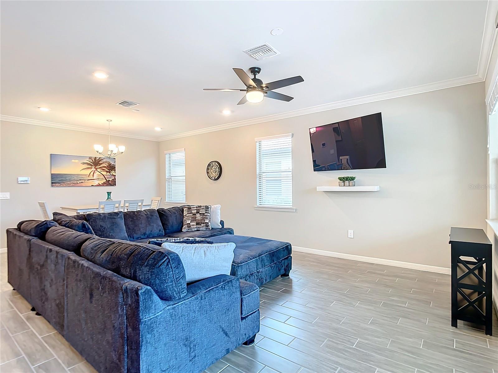 177 VINADIO BLVD — photo 5