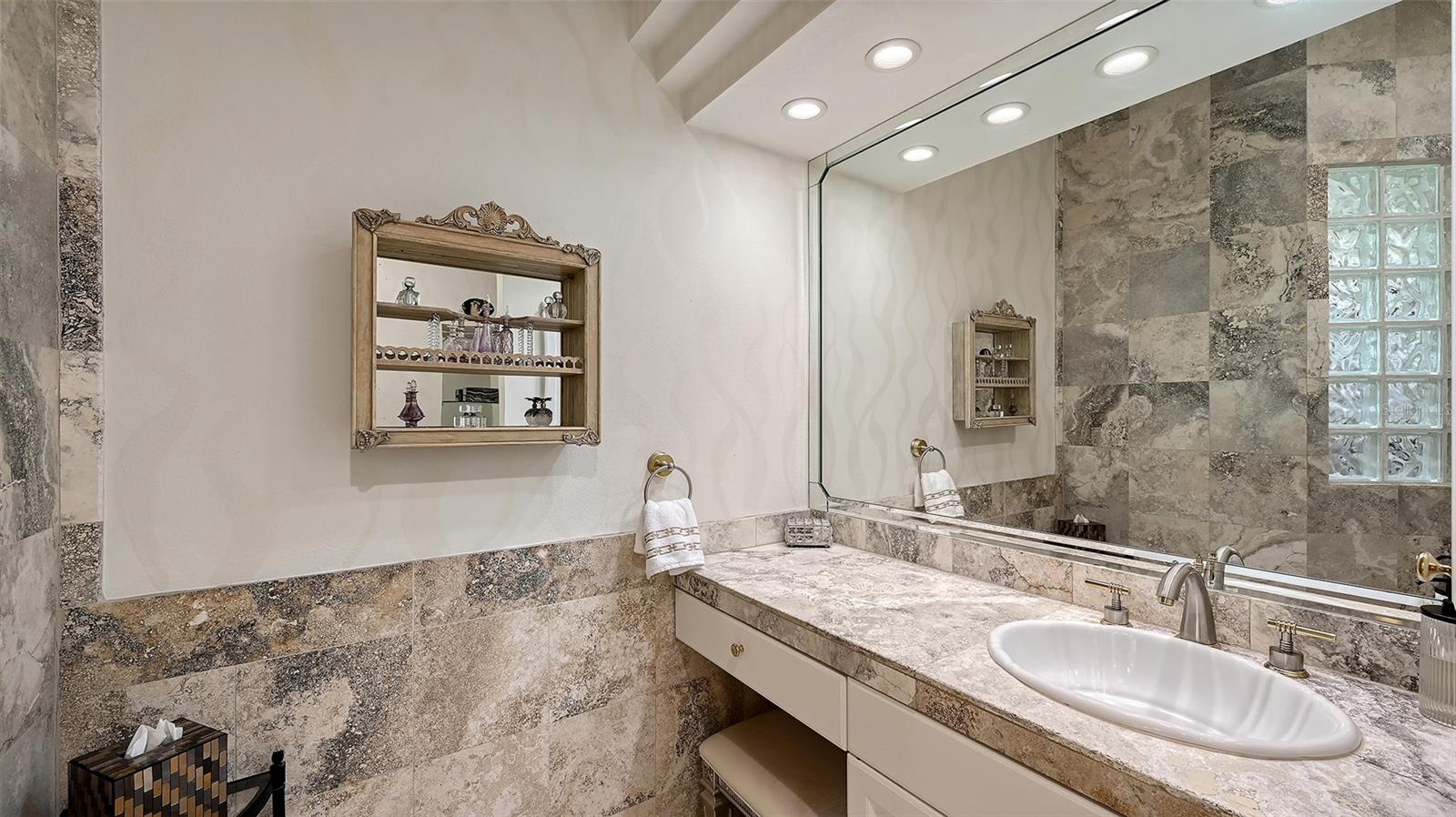 8866 BLOOMFIELD BLVD — photo 46
