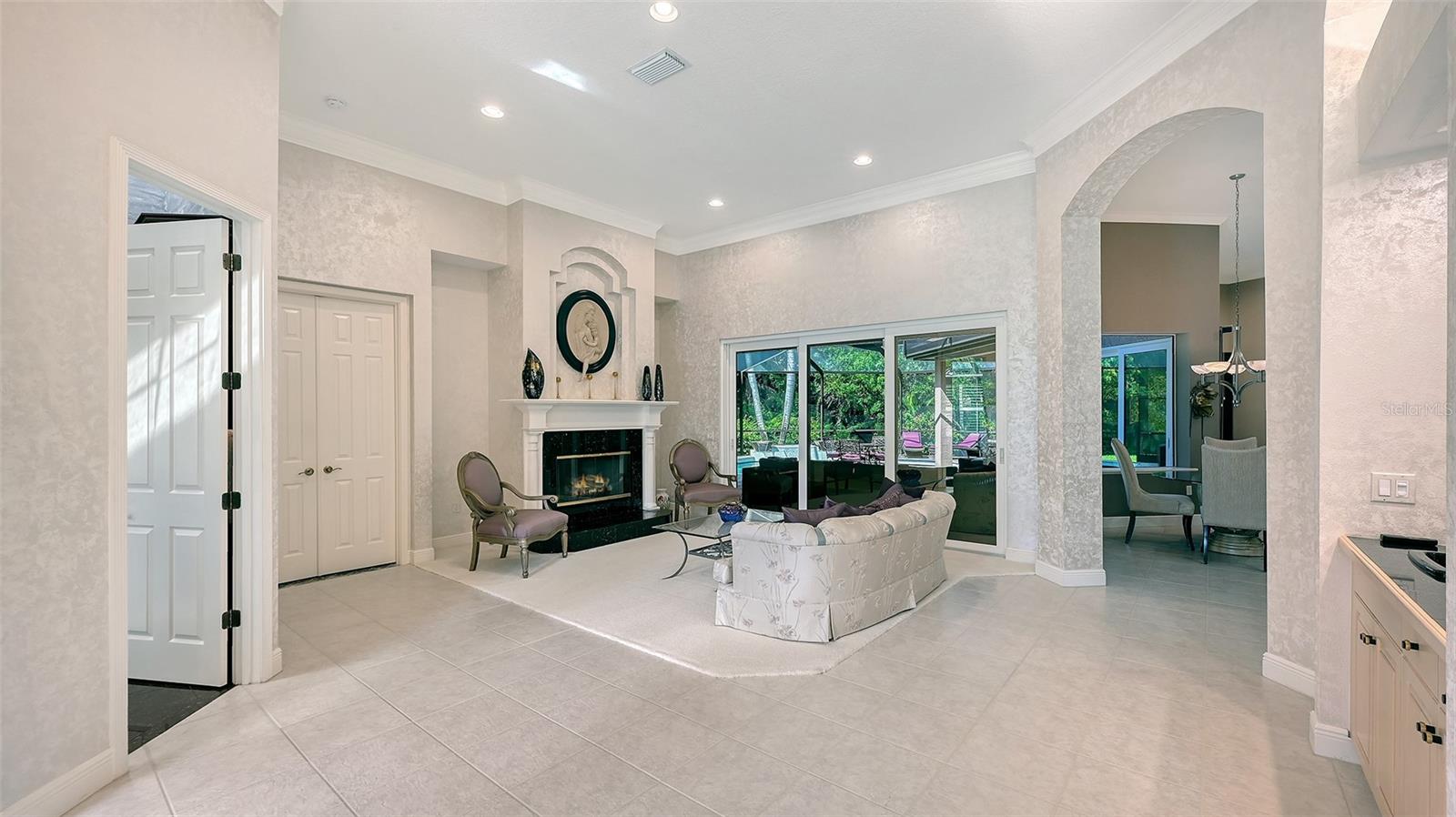 8866 BLOOMFIELD BLVD — photo 12