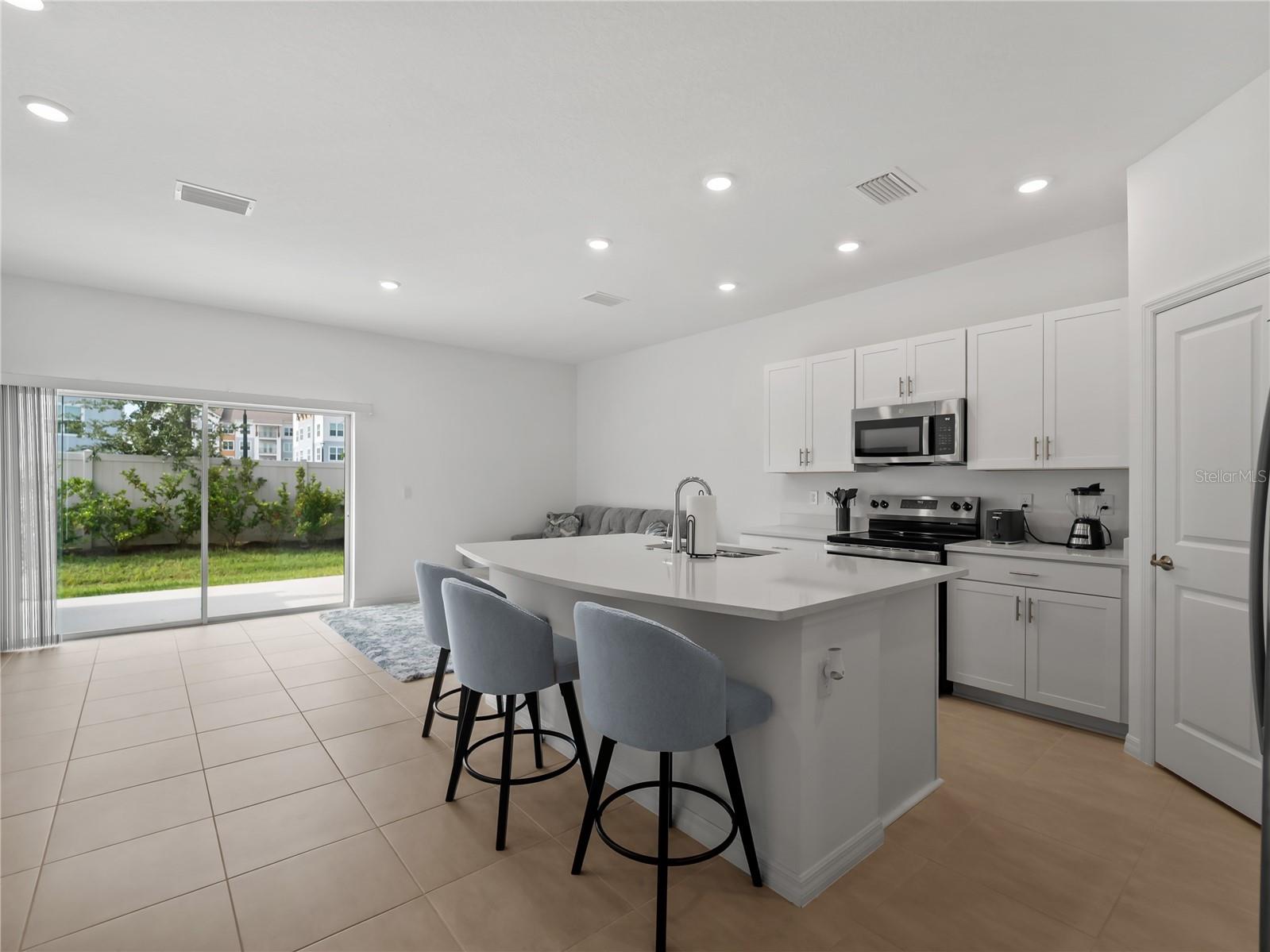 5901 BISCOTTI ST — photo 2
