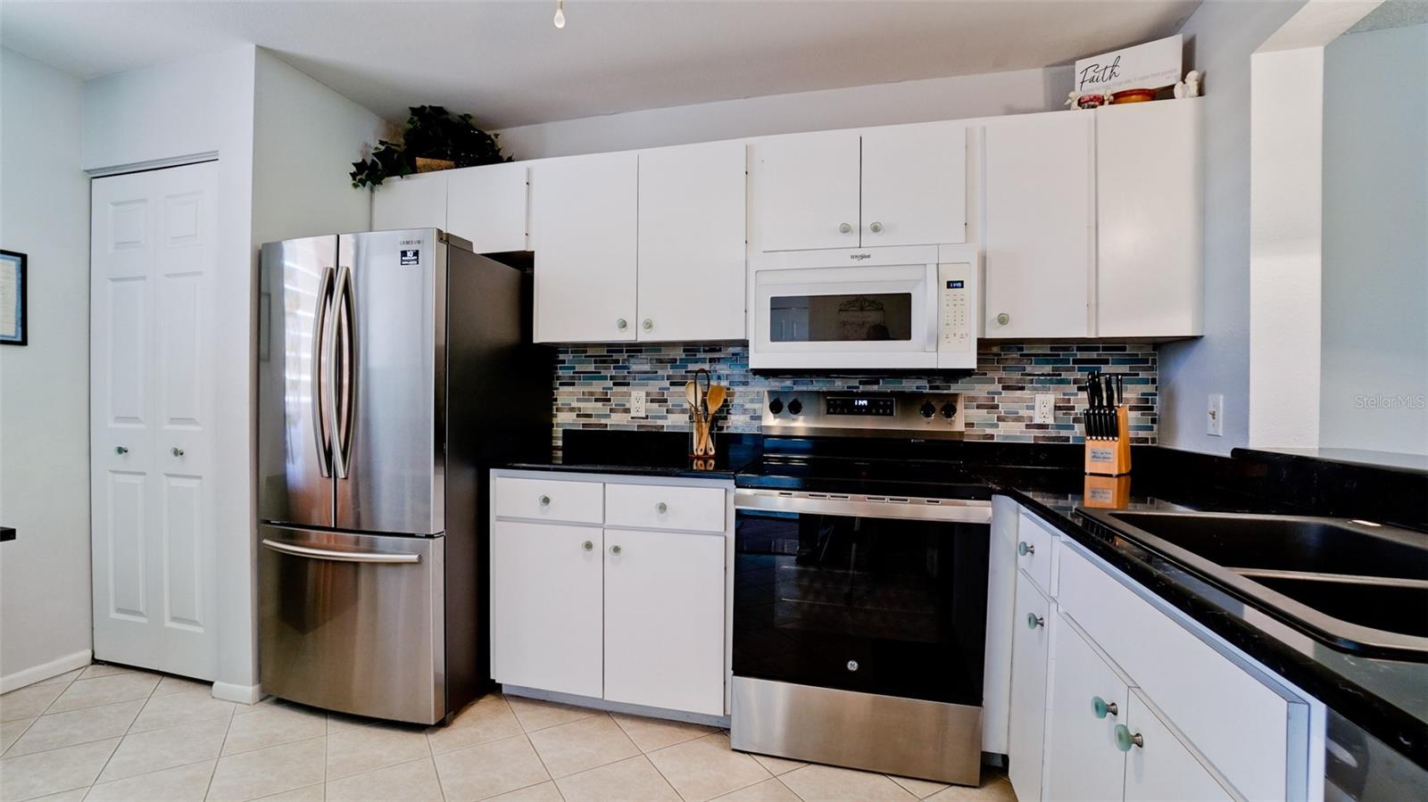 122 WILD PALM DR #122 — photo 8