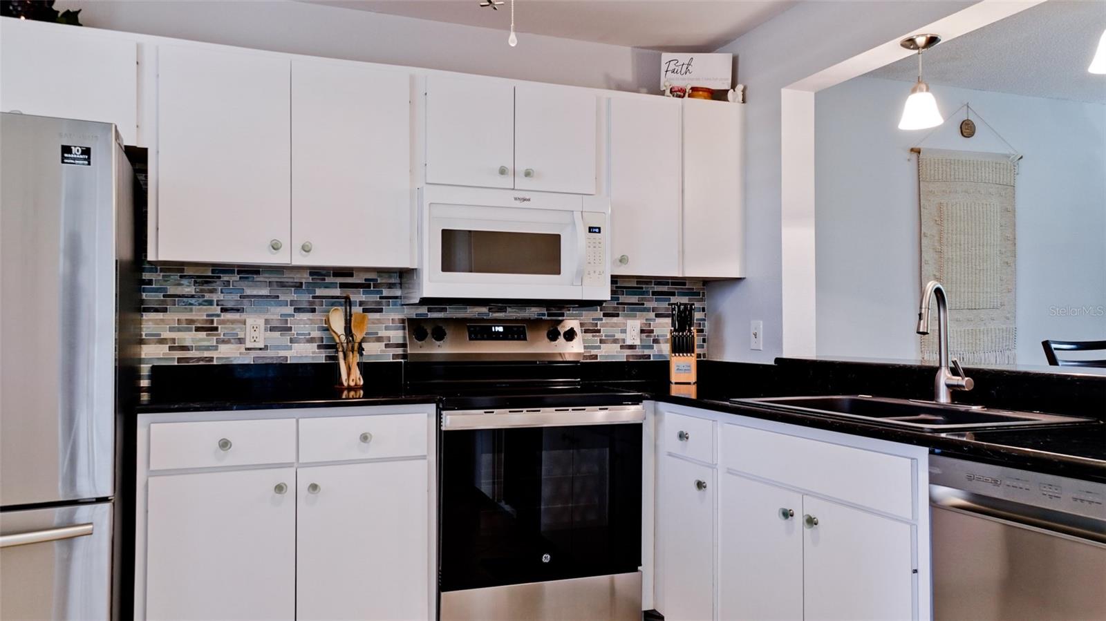 122 WILD PALM DR #122 — photo 6