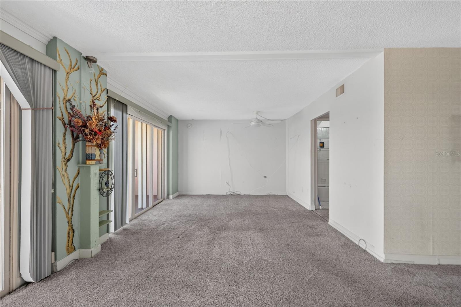 51 ISLAND WAY #1100 — photo 13