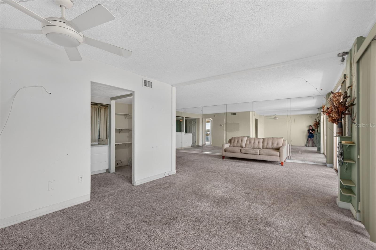 51 ISLAND WAY #1100 — photo 12