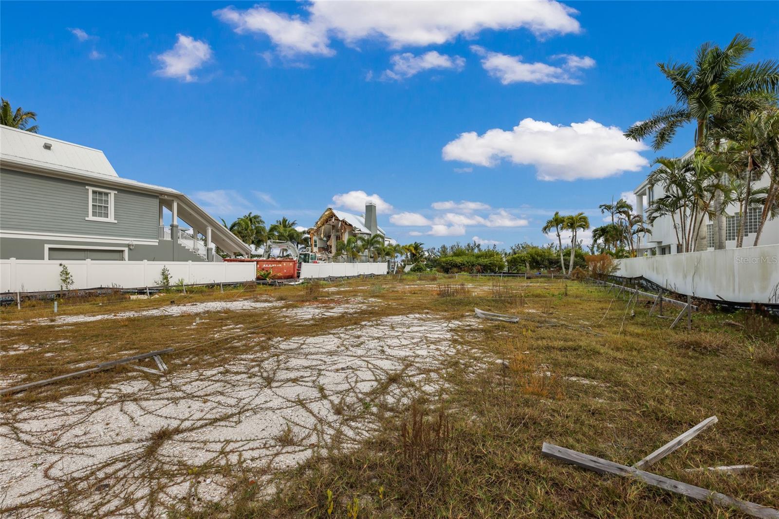 7094 LONGBOAT DR E — photo 17