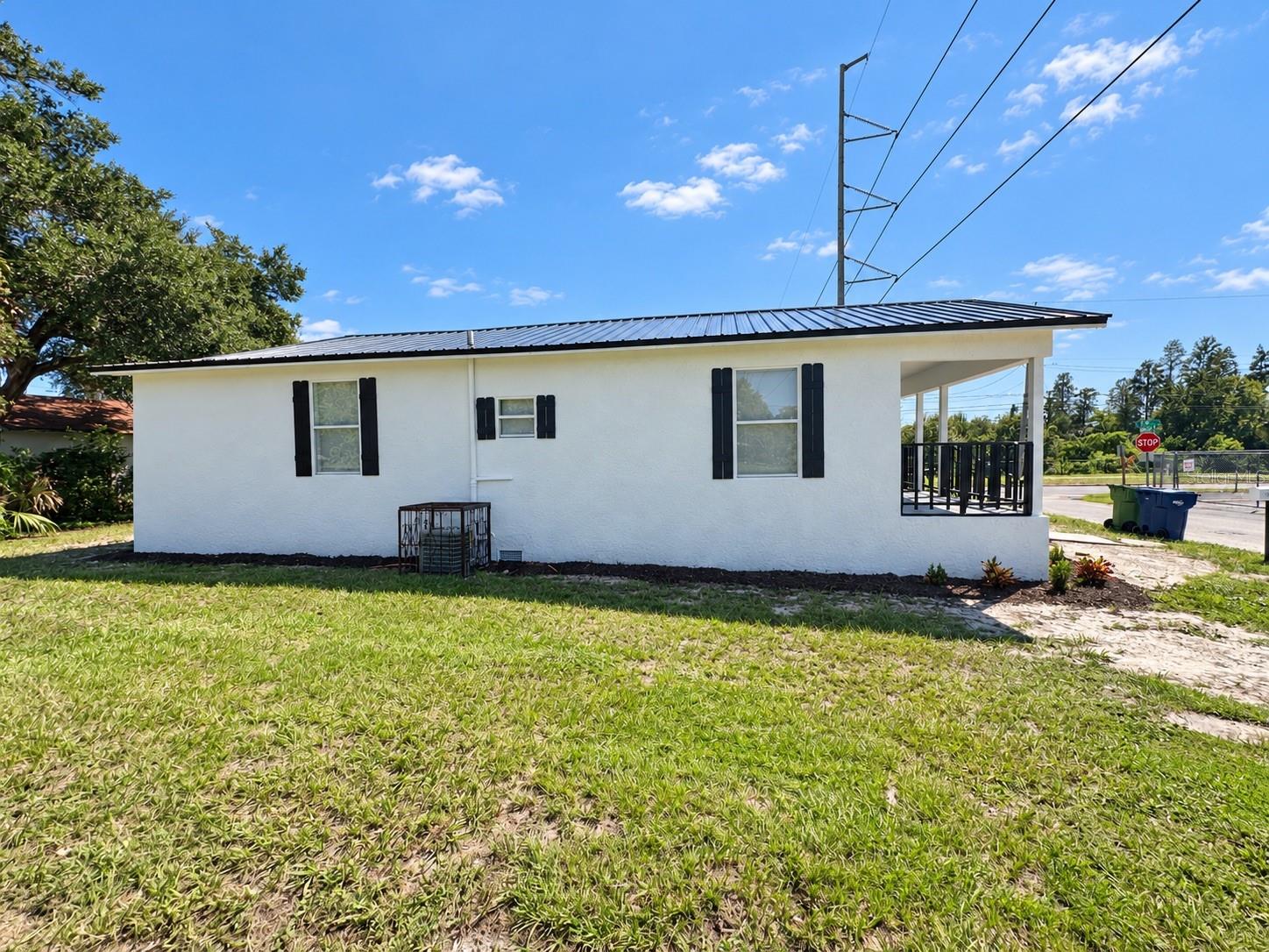 3403 MACHADO ST — photo 8