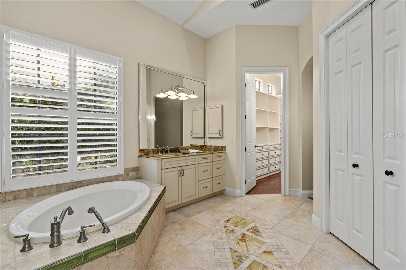 540 FORE DR — photo 32