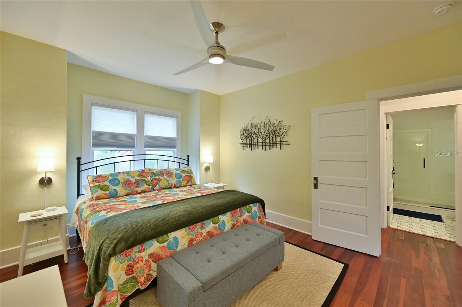 2408 HILLVIEW ST — photo 10