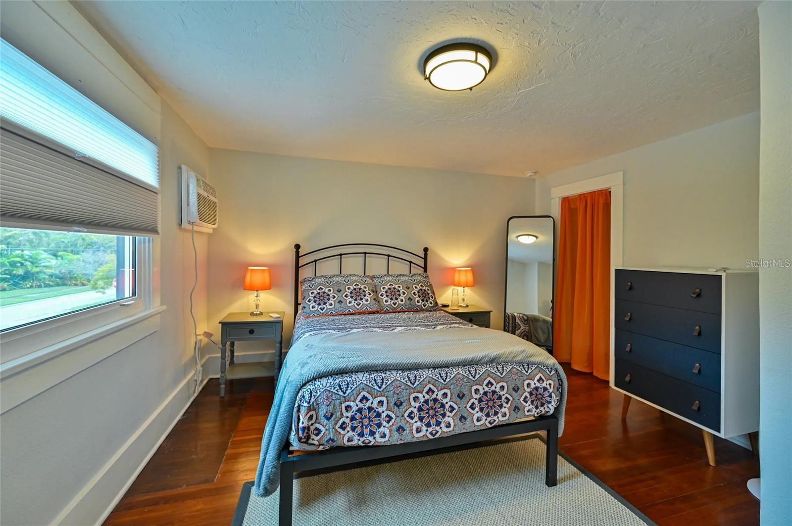 2408 HILLVIEW ST — photo 18