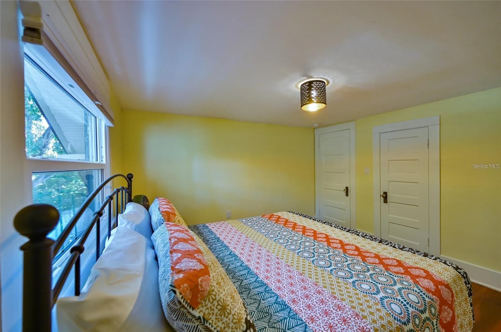 2408 HILLVIEW ST — photo 21