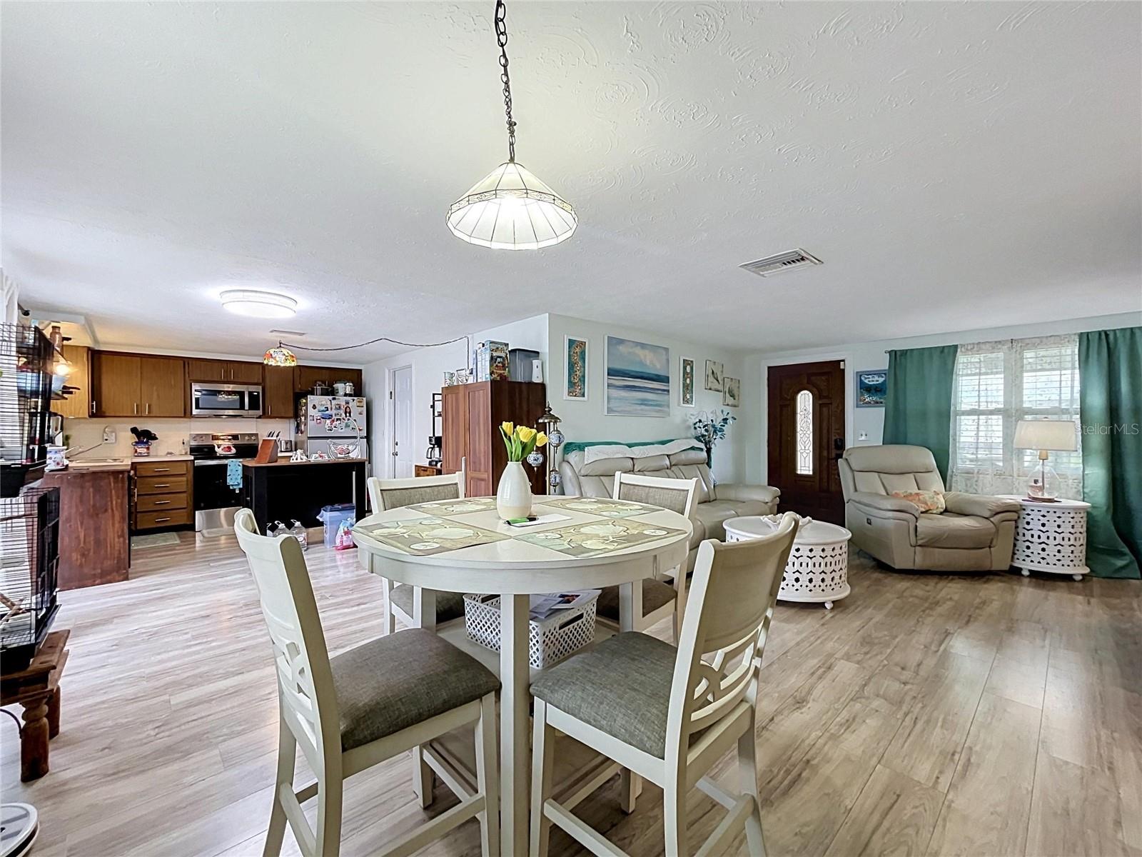 3748 REDWOOD DR — photo 36