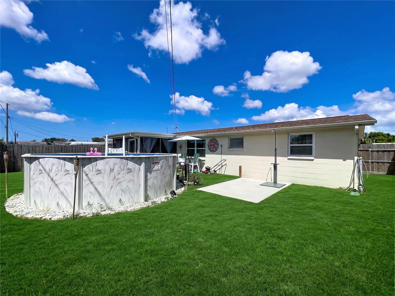 3748 REDWOOD DR — photo 6