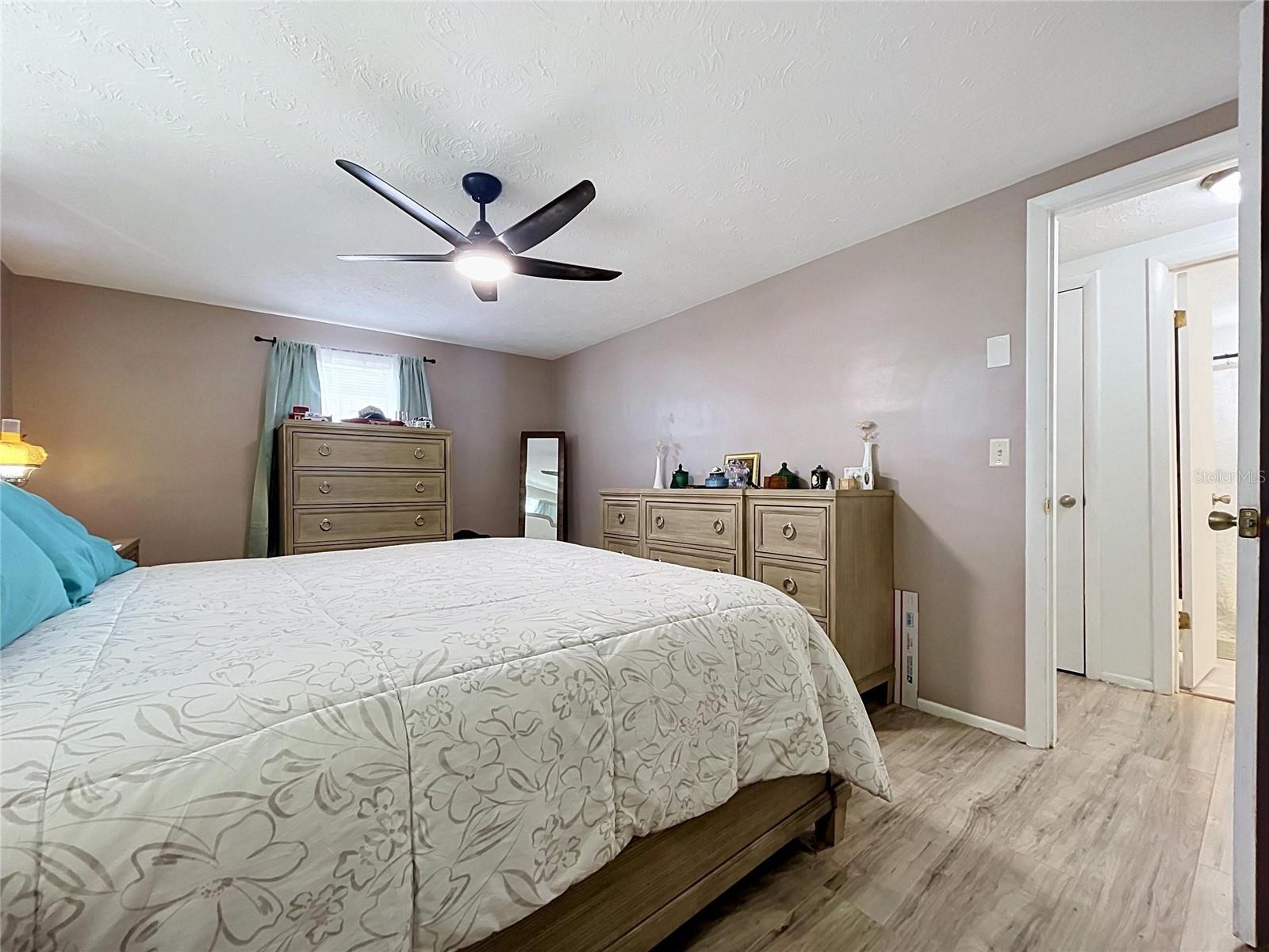 3748 REDWOOD DR — photo 14