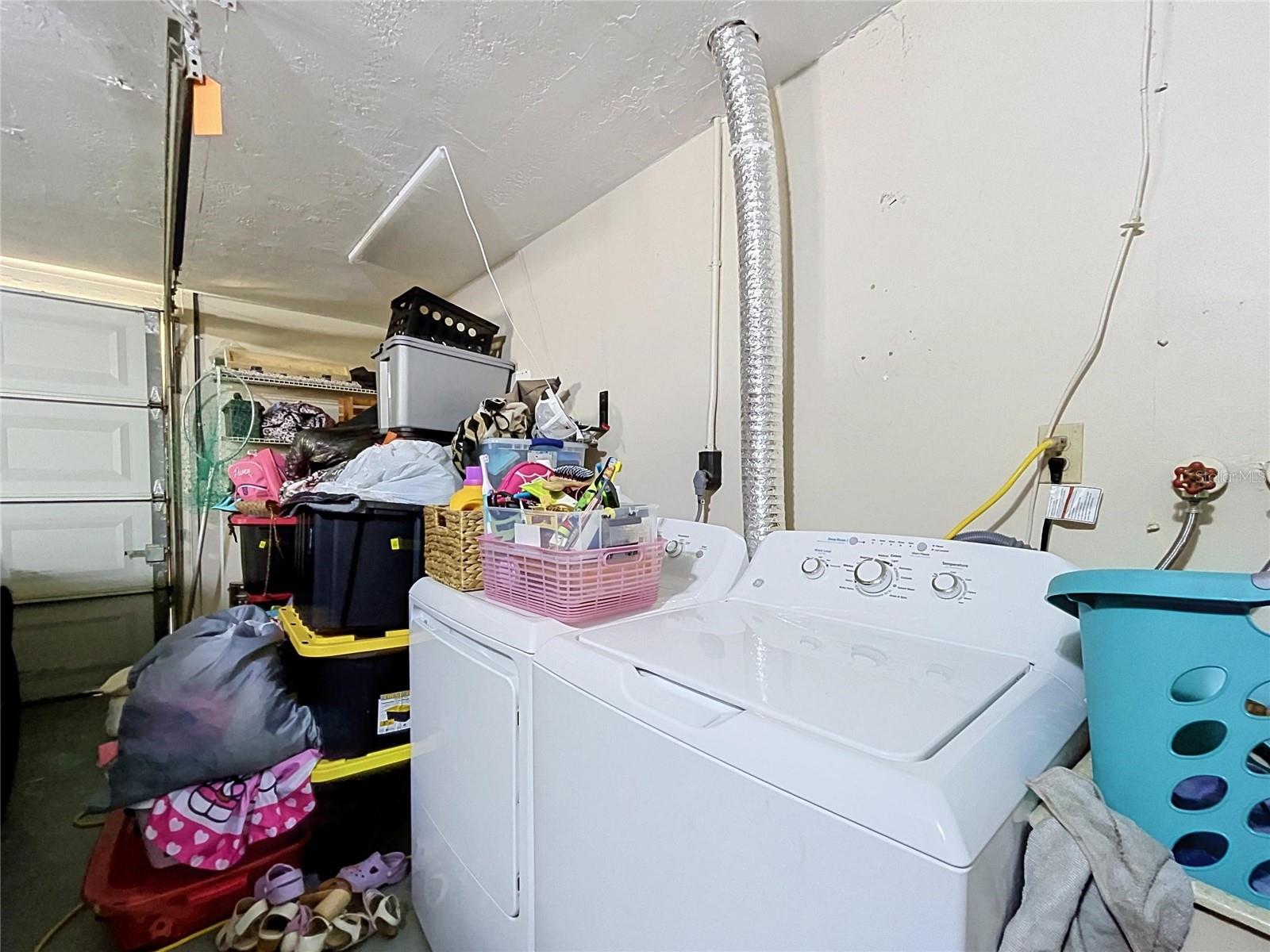 3748 REDWOOD DR — photo 23