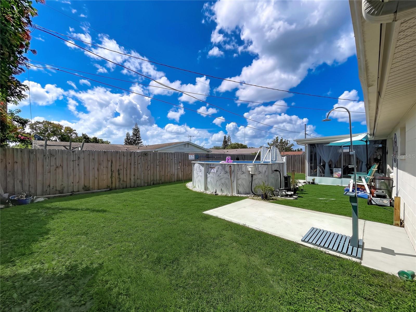 3748 REDWOOD DR — photo 5