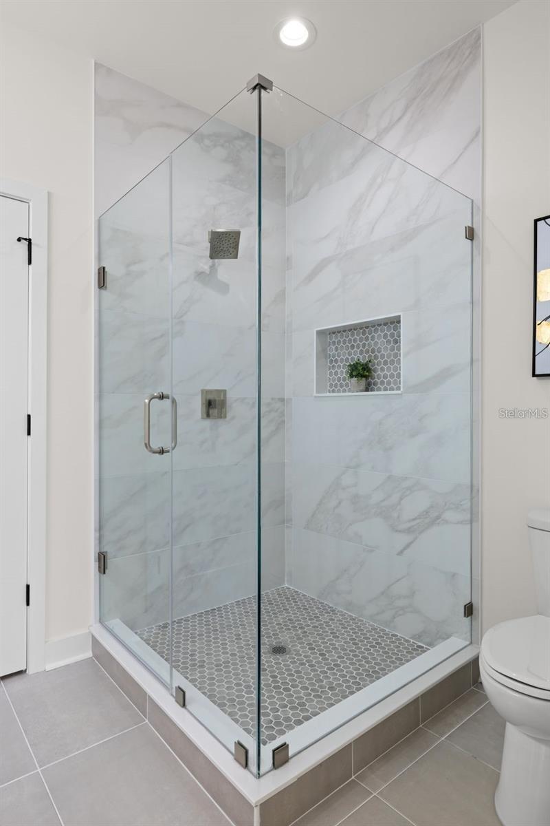 412 W AMELIA AVE #1 — photo 19