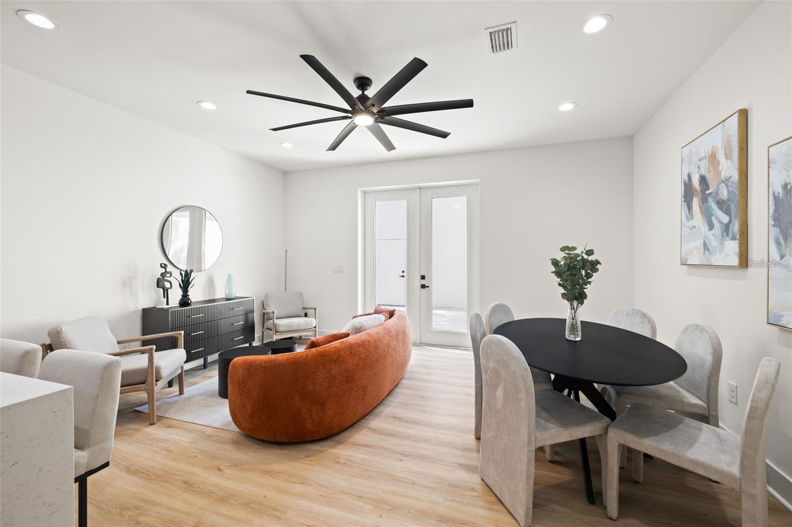 412 W AMELIA AVE #1 — photo 12