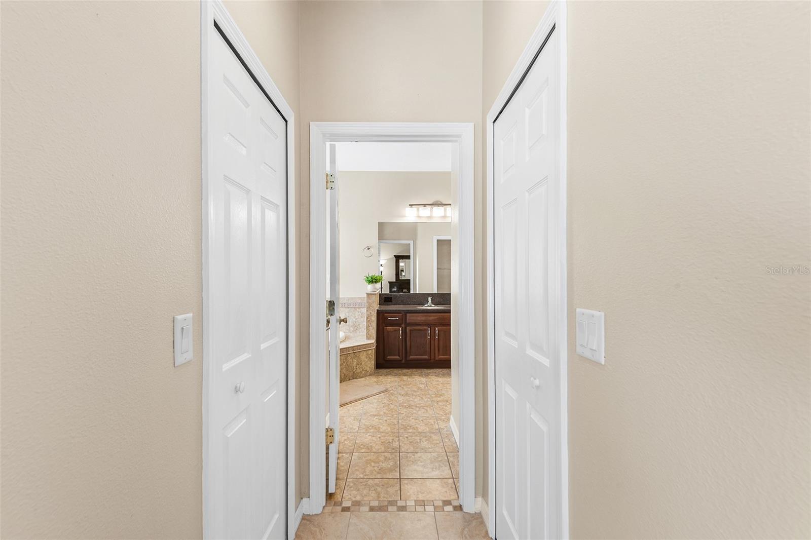 443 YORK DALE DR — photo 21