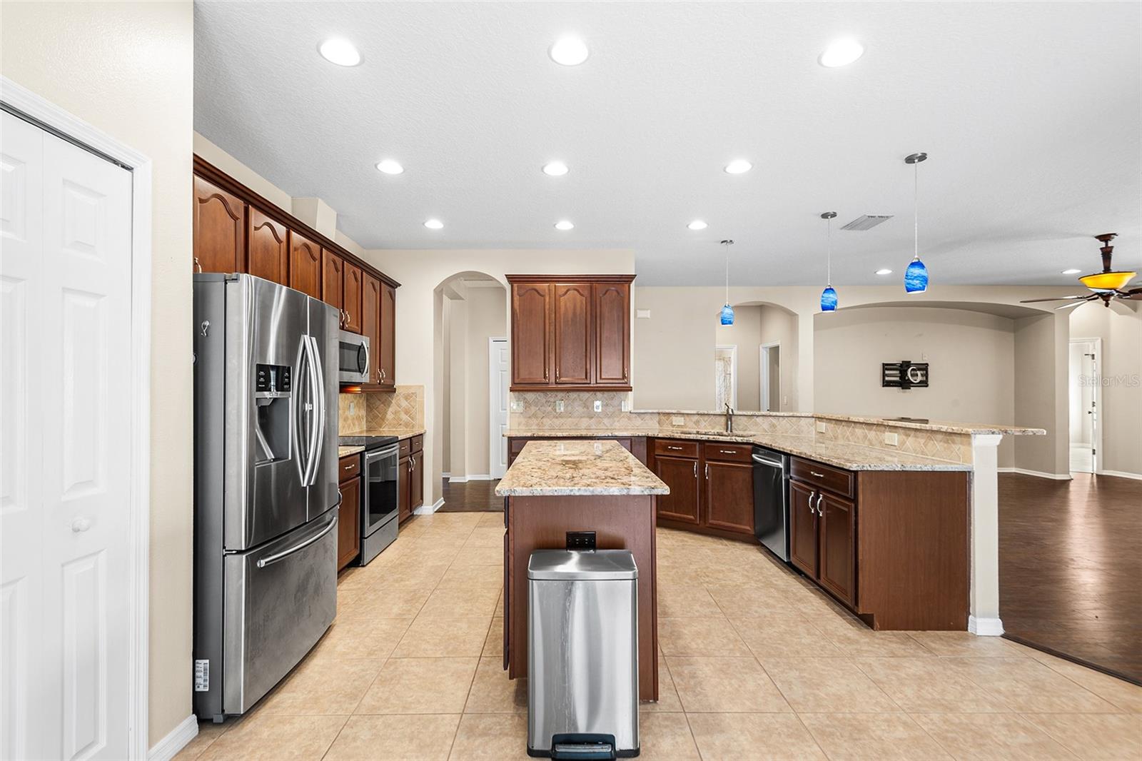 443 YORK DALE DR — photo 13