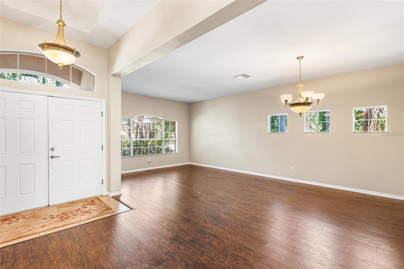443 YORK DALE DR — photo 6