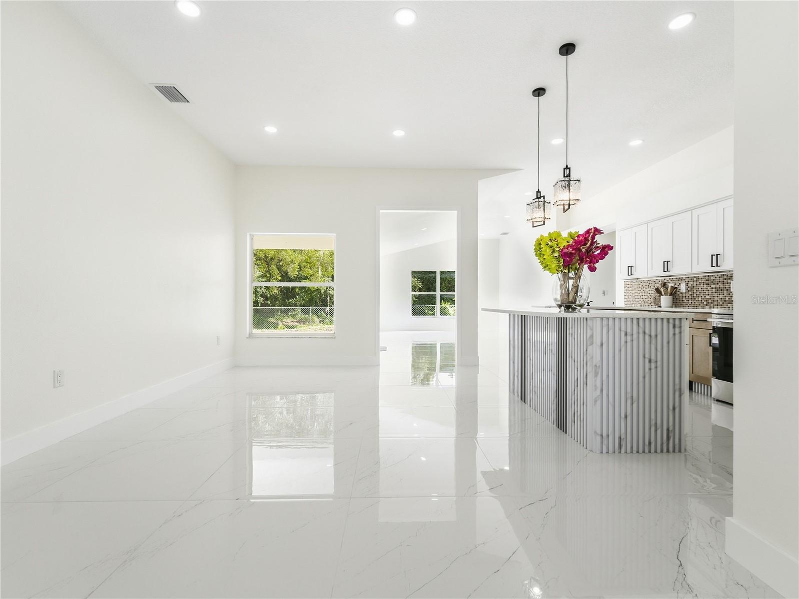 11836 HUNTERS LAKE DR — photo 4