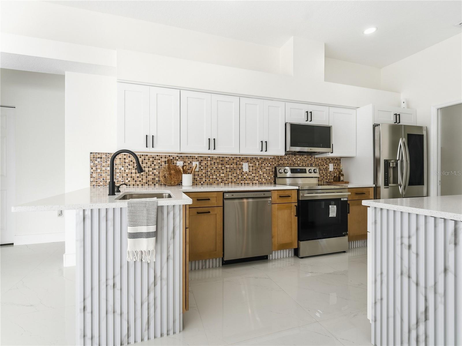 11836 HUNTERS LAKE DR — photo 8