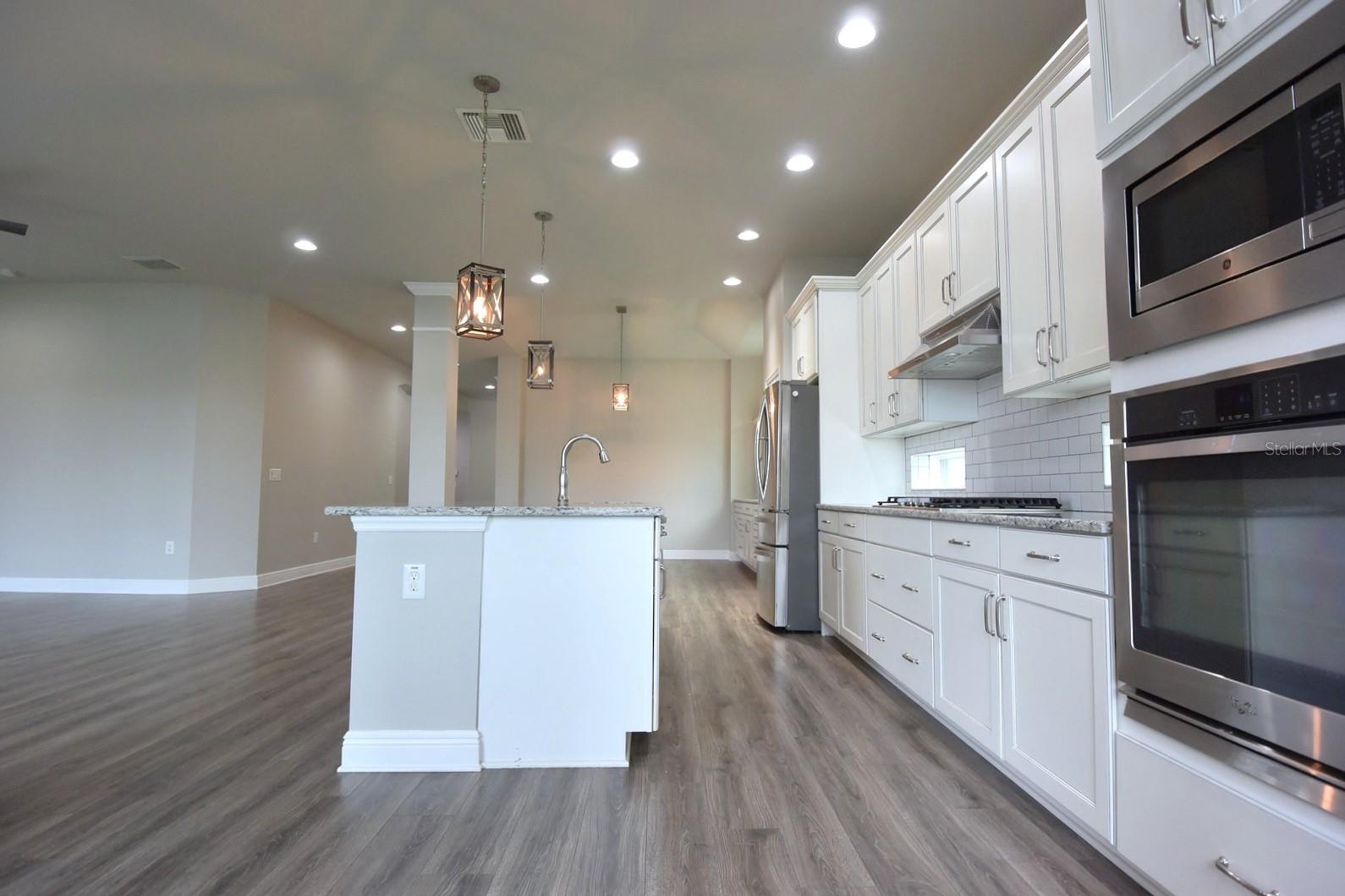 14735 CARAVAN AVE — photo 42