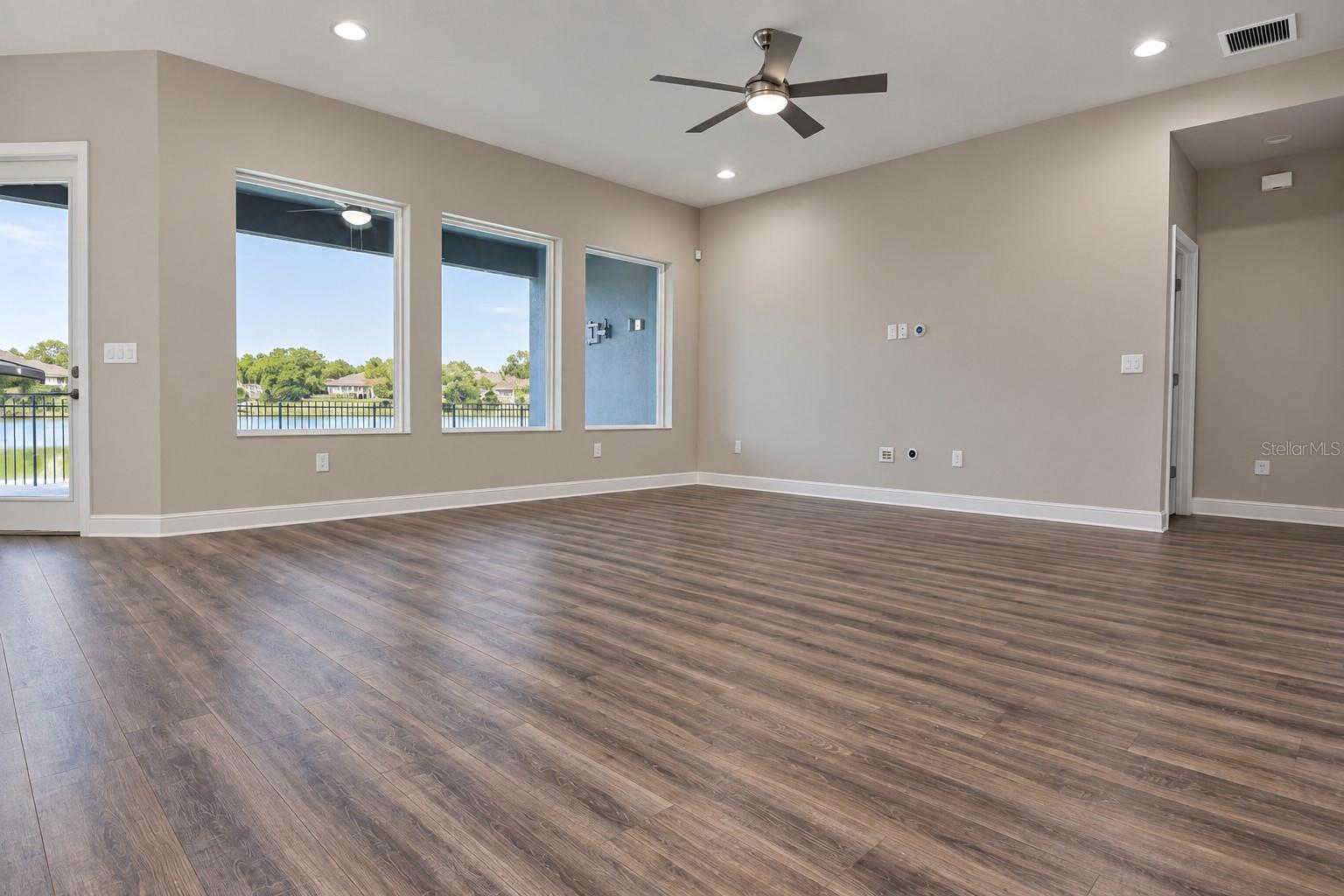 14735 CARAVAN AVE — photo 9